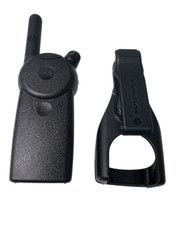 Motorola CLS1410 4 Channel UHF Two-Way Radio with Belt Clip.