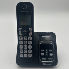 Panasonic KX-TGD560 Cordless Link2Cell 3 Handsets Answering Machine Bluetooth