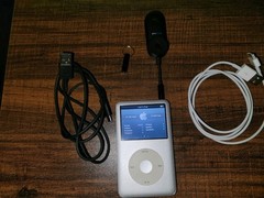 Ipod Classic 7th Gen 160 Gb Great Silver Great Condition With Aux To Bluetooth