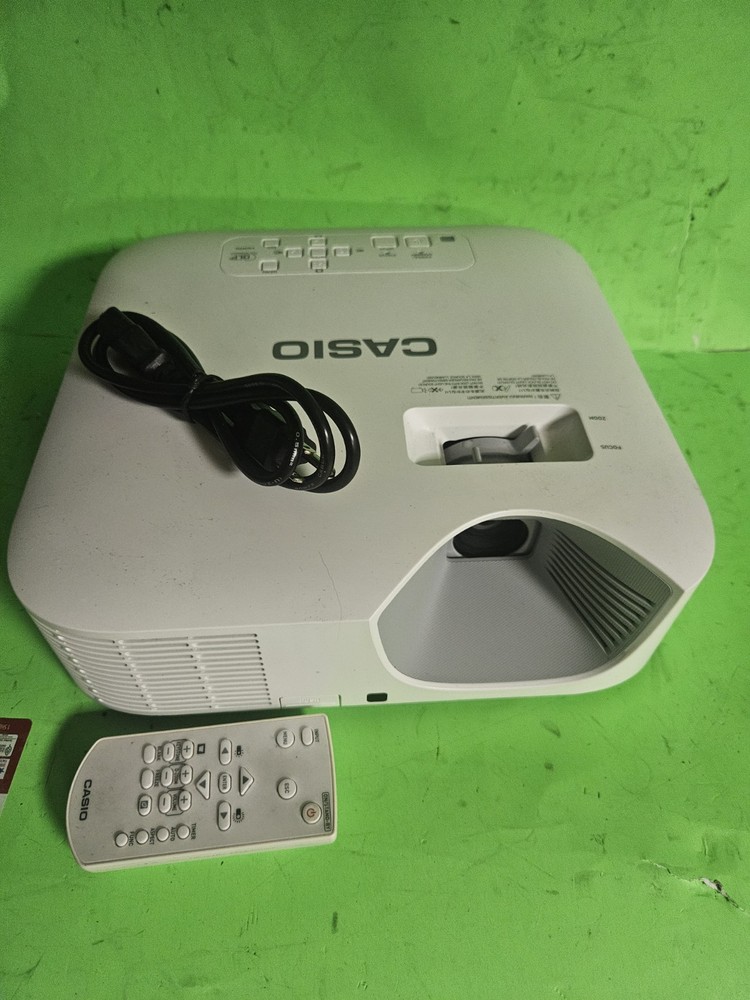 CASIO Dlp Projector XJ-F10X 2505 hours hdmi