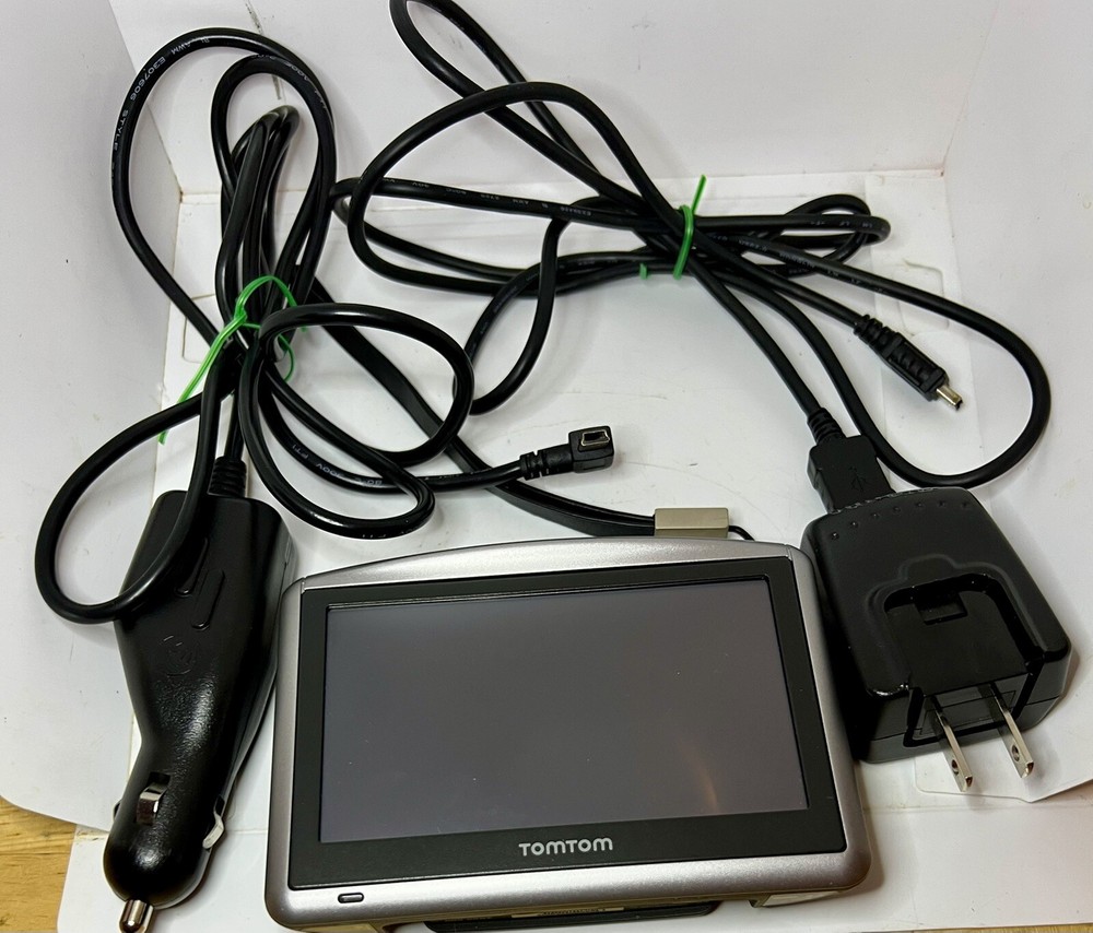 TomTom One XL 4.3″ Bundle: Screen GPS Tested Works + Car And Home Chargers