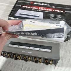 RadioShack 4-Way Audio/Video Selector Switch Cat No 15-1983 Vintage K1