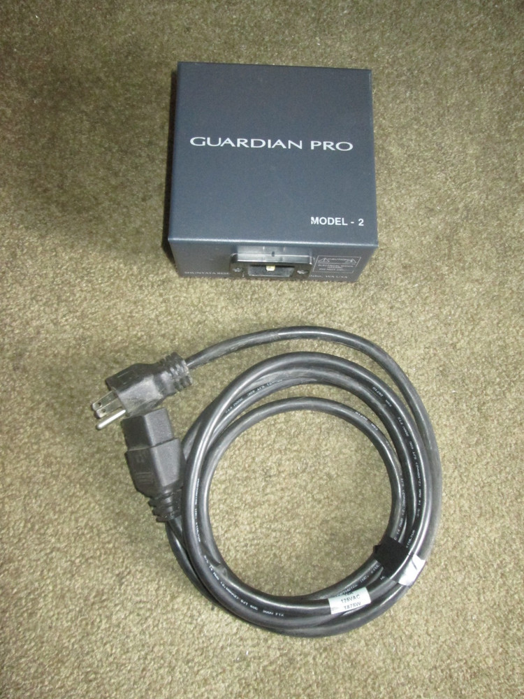 Shunyata Research Guardian PRO Model-2 20 Amp Surge Protector