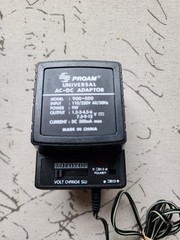 Steren Proam Universal AC-DC adaptor 1.5-12v 500mA max