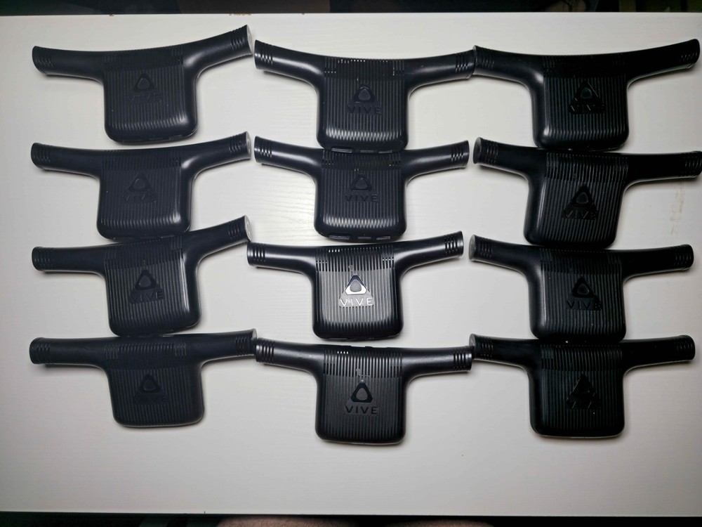 HTC Wireless Adapter for VIVE and VIVE Pro – Model 99HANN01000 – USED