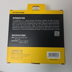 Nitecore i4 Intellicharger Universal Li-ion Ni-MH Ni-Cd Battery Charger 1.5v 3.7