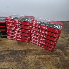 26x Various Sealed Cassette Tapes Maxell UR90 TDK D90 Fuji DR Z II Sony HF 90