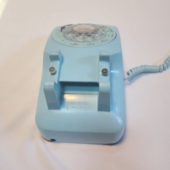 Light Blue Rotary Dial Desk Phone by Bell Systems Western Electric 1971 USA 500