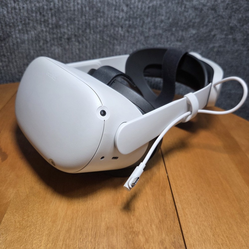 Meta Oculus Quest 2 64gb Headset Only Factory Reset Elite Strap Battery Pack