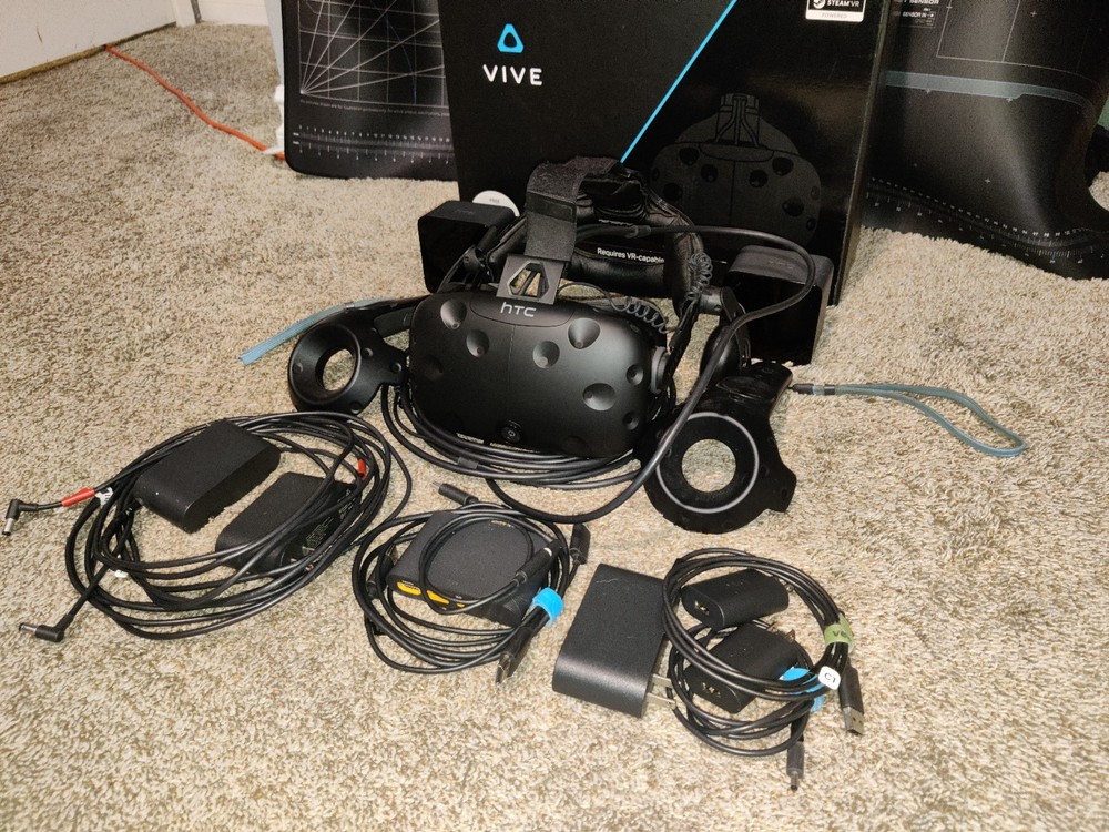 HTC Vive VR Full Kit With Delux Audio Strap And VrCover Memory Foam Padding