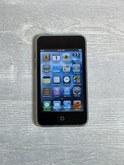 Apple iPod Touch 3rd Generation 64GB Black