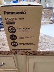 Panasonic KX-TGD632 Extra Handset Charger 2-Line, Black