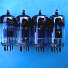 (4) ECC82 1970s Germany Fat Bottle Sturdy Body Wide Support Rod 12AU7 Tube NOS