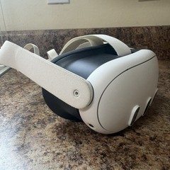 Meta Quest 3 512GB VR Headset Only, Mint condition! (Charger included)