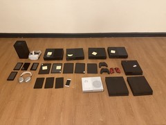 AS-IS ELECTRONICS LOT PS4,XBOX SERIES X,IPAD,NINTENDO, AND MORE