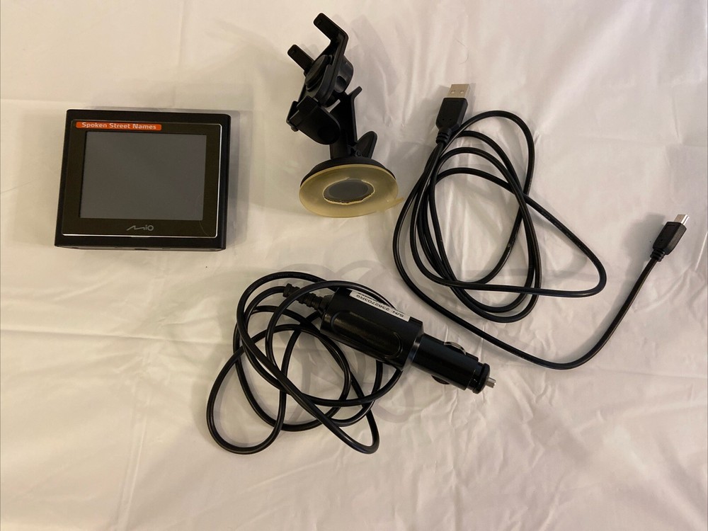 Mio Moov M200 GPS Navigation Spoken Street Names N177