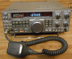 KENWOOD TS-440S 100W ALL MODE HF Ham Radio TRANSCEIVER W/MANUAL! NICE & WORKS