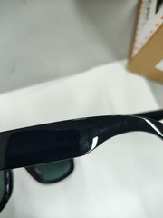 Ray-Ban Meta Wayfarer (Gen 1) Shiny Black Lens/Large – Very Good RW4008