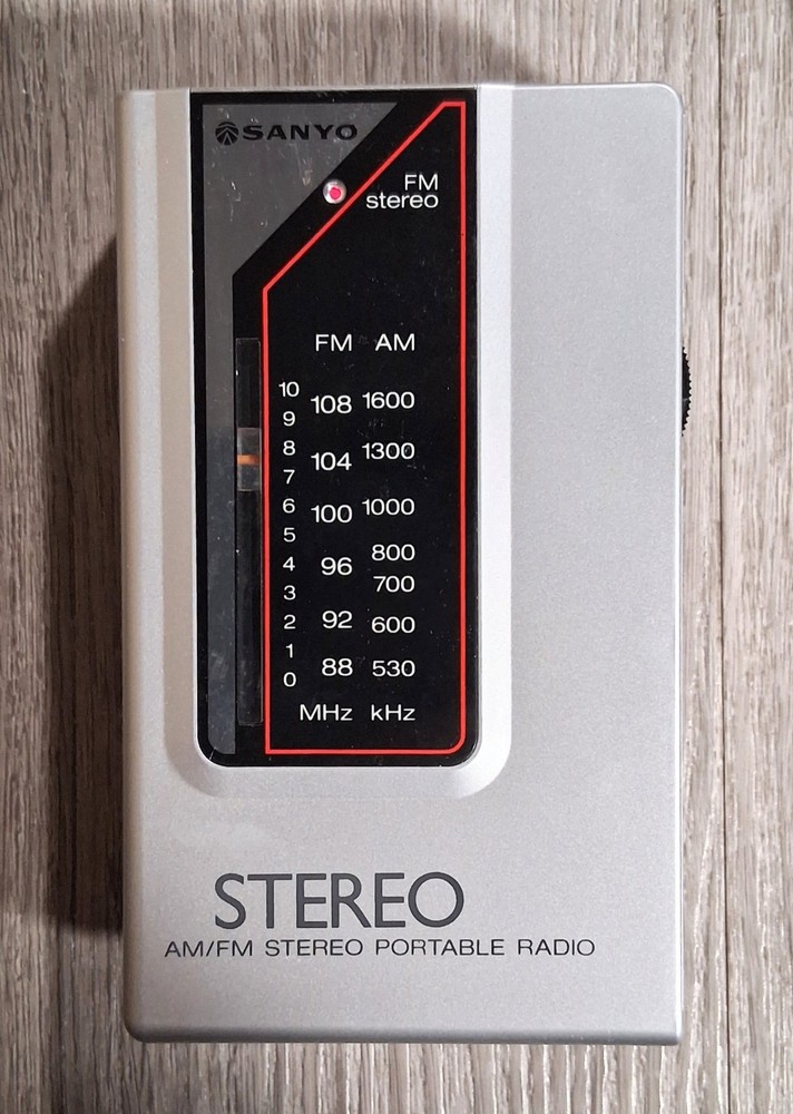 Vtg NOS SANYO RP-40 Walkman Portable AM/FM Stereo Player (**Not Cassette**)