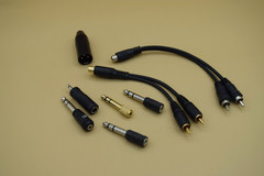 MIX LOT OF AUDIO ADAPTERS CABLES & PLUGS 3.5mm , 1/4″ , Jacks ++++