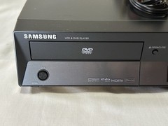 Samsung DVD-V9700 DVD Player/ VCR Combo No Remote- Tested: VHS/CD Yes, DVD No