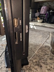 Supersonic 13 X10 Portable DVD Player / Monitor