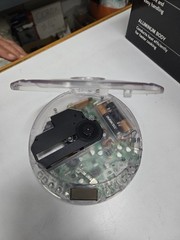 Amp’d Clear Portable Walkman CD Player+ earbuds AM FM Radio With 20 Track Memory