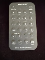 Bose Wave Music System IV CD Player/AM/FM Radio Model 417788-WMS with Remote