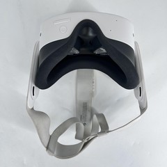 Meta Quest 3S VR Headset 128GB w/ Charger/Controllers/Regular Strap – Good