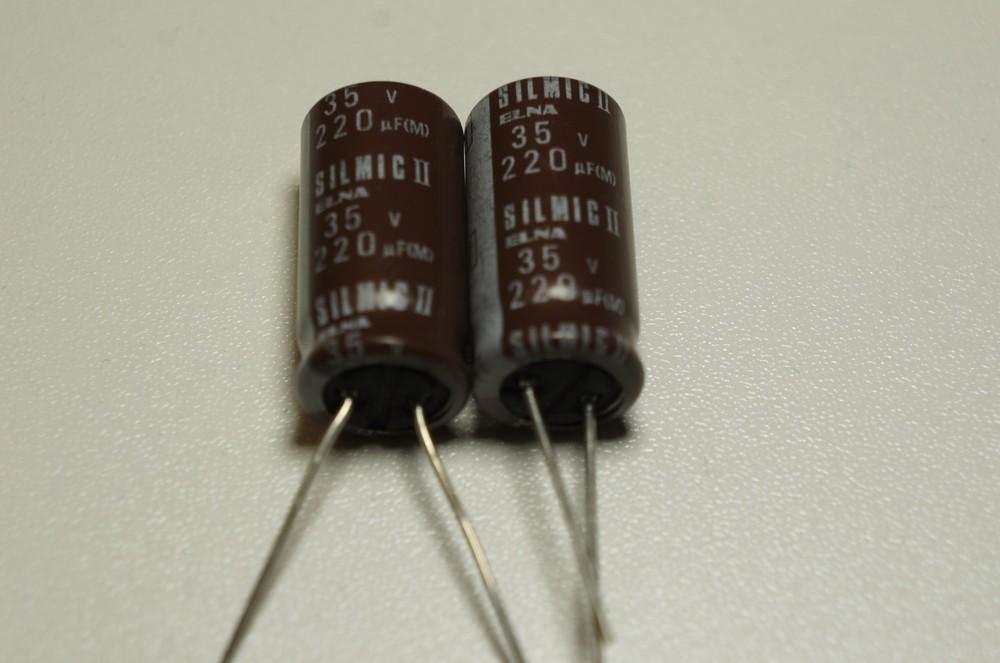 ELNA SILMIC II AUDIOPHILE SILK CAPACITORS – 220uF / 35V – ULTIMATE FOR SS PREAMP