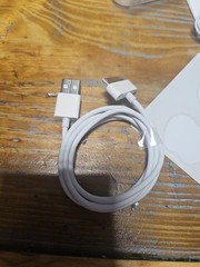 Apple Ipod Touch USB 2.0 OEM Charger Cable,Earphones And Empty Clear Case