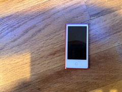 Apple iPod nano 7th Generation Space Gray (16 GB) PINK