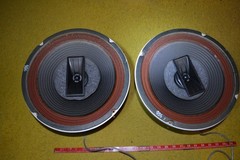 TWO (2) ELECTRA VOICE EV 12TRX8 speakers in VERY GOOD CONDITION test good 16 ohm