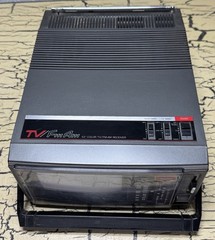 VTG Emerson 5.5” Mini Television FM AM Radio AC/DC 1989 Portable PC6 Rare Prop