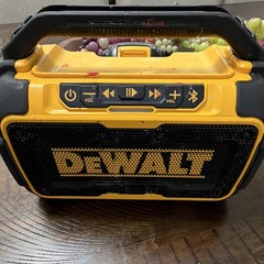 DEWALT 12V/20V Lithium Ion Bluetooth Jobsite Speaker, Yellow/Black