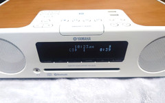 Yamaha TSX-B235 Desktop Audio System Bluetooth CD FM Radio 220V White Remote