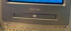 TOSHIBA | 9″ TV DVD COMBO ✪NOS✪ MD9DP1 RARE RETIRED PORTABLE 12V DC 120V AC CRT