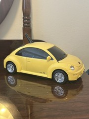 Sharper Image KNG America Volkswagen Beetle Vintage AM/FM Radio Yellow Working