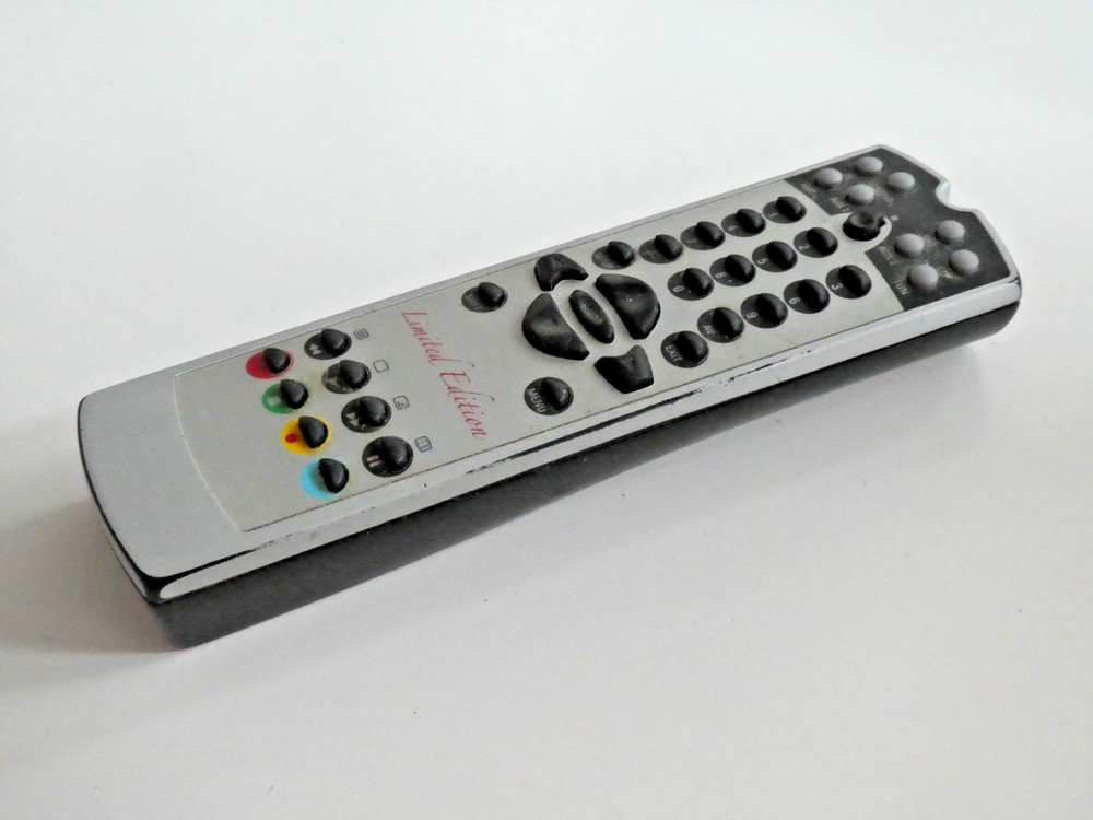 Original One for All URC 11-2088 B00 remote control, 2-year warranty