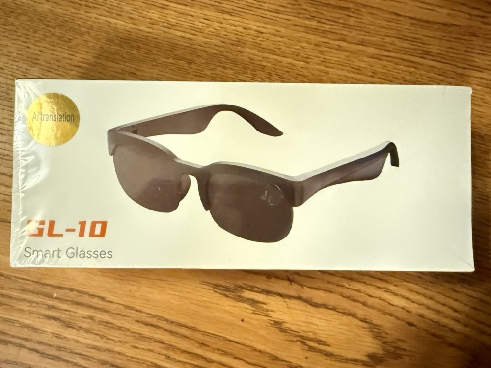 GL-10 Smart Glasses with Bluetooth Connectivity and AI Translation Technology