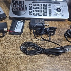 VTech IS8251-3 Business Grade 3-Handset Expandable 3 Handset, Silver/Black