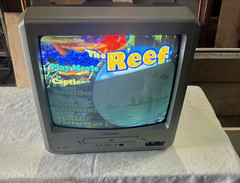 Magnavox MWC13D6 TV 13″ Built-in DVD Player Silver/Black, Retro Gaming, WORKS