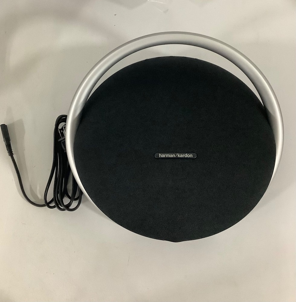 Harman Kardon Onyx Studio 8 Portable Bluetooth Speaker 50W AUX Black