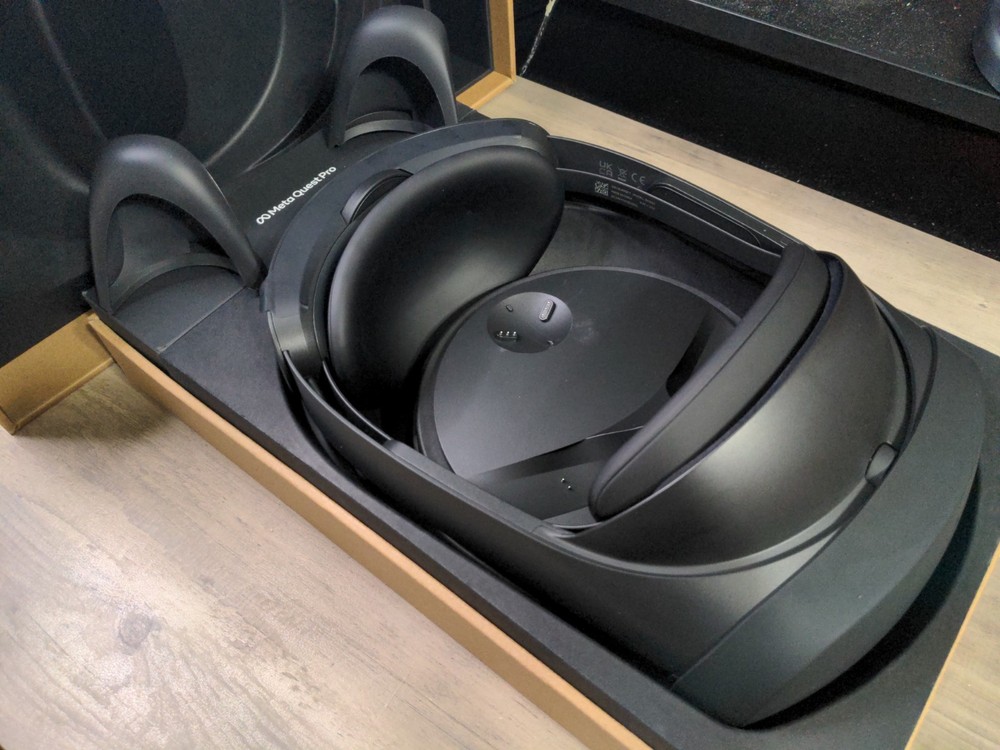Meta Quest Pro VR Headset Only w/ Charging Dock & Box – NO Controllers