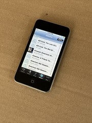 Apple iPod Touch 2nd Gen 8GB MC086LL A1288 – Tested & Works – iOS 4.2.1 Retro