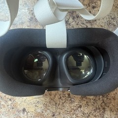 Meta Quest 3 512GB VR Headset Only, Mint condition! (Charger included)