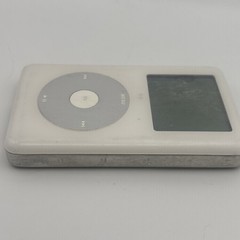 Apple iPod MP102 HP INVENT 4th Generation (20 GB) White – NO POWER – FOR PARTS