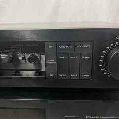 Yamaha M-70 & C-70 Power Amp/ Pre-Amp Combo – Both Power On – Not Fully Tested