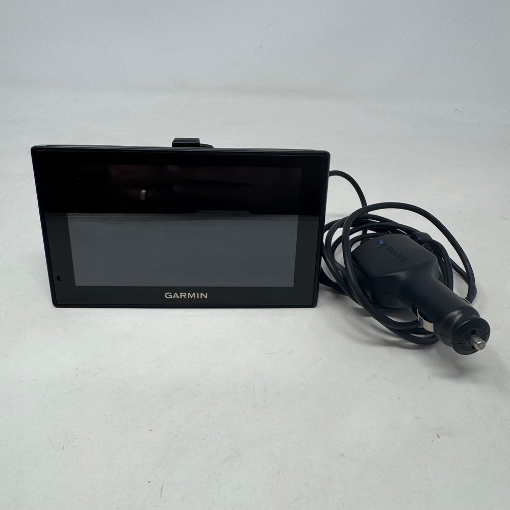 Garmin DriveAssist 51 LMTHD GPS Navigator with Built-in Dash Cam and Bluetooth