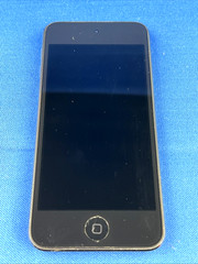 Apple iPod Touch 6th Gen A1574 16GB Space Gray No iCloud No MDM